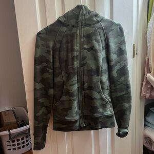 Lululemon camo scuba hoodie